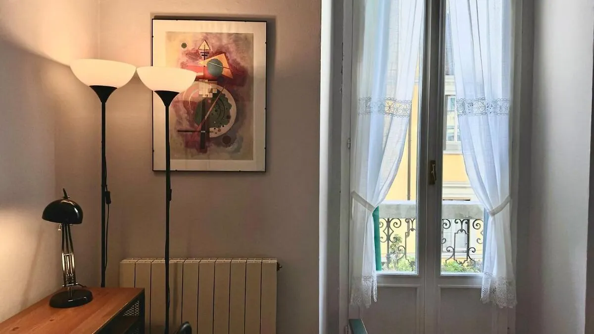 Appartement Donna Nilla, A Large And Cozy Flat In Porta Venezia à Milan