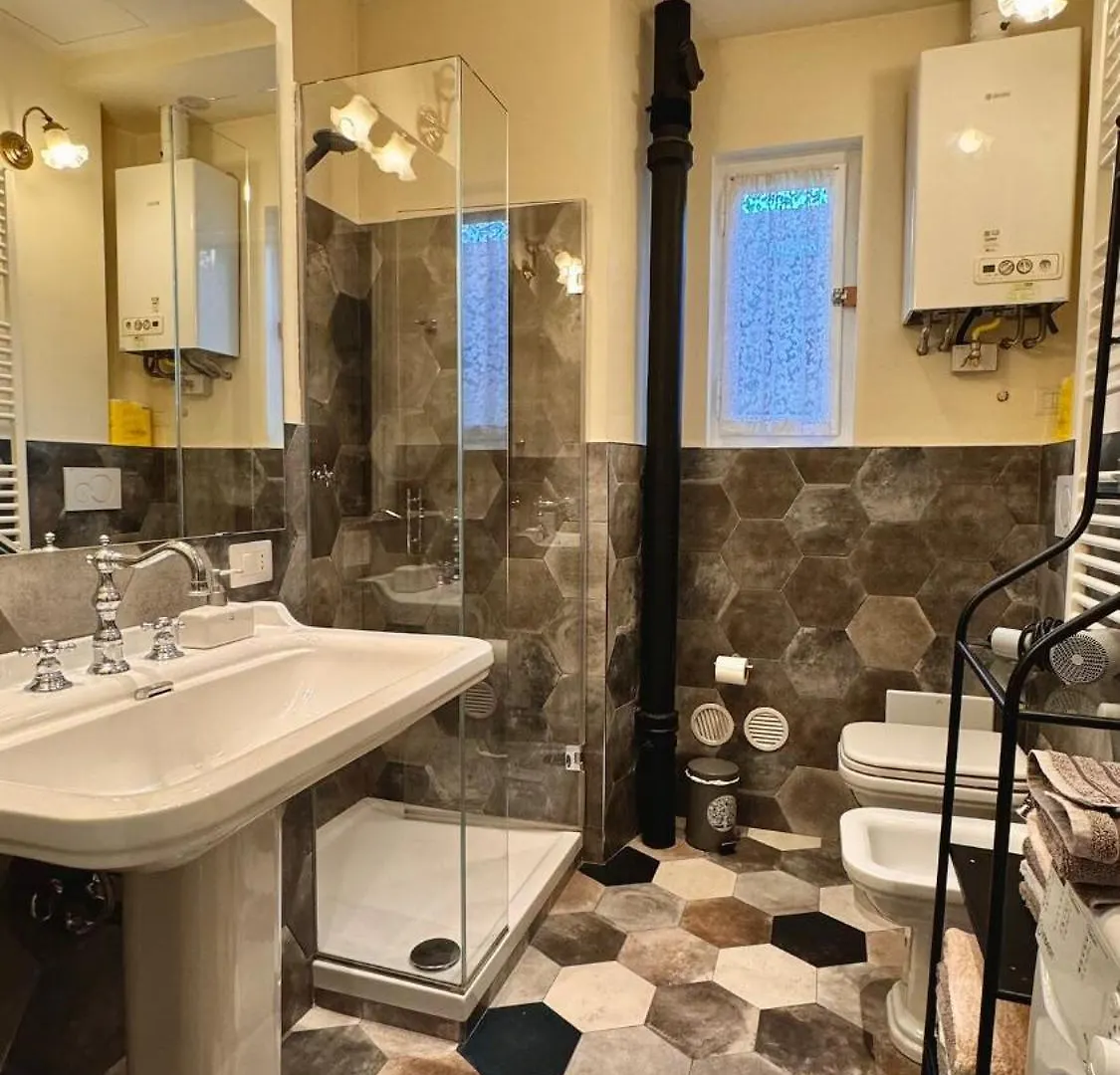 Donna Nilla, A Large And Cozy Flat In Porta Venezia Daire Milano İtalya